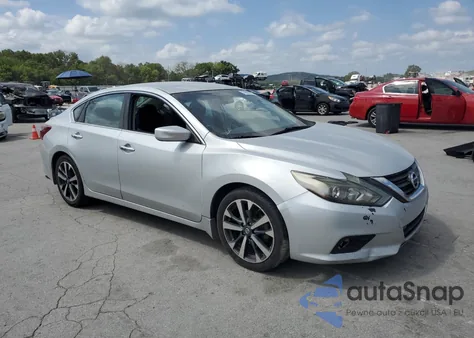 2017 Nissan Altima 2.5 из США, поврежденный, VIN 1N4AL3AP8HC159292